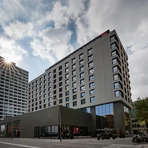 4* Ξενοδοχείο Leonardo Royal Fira