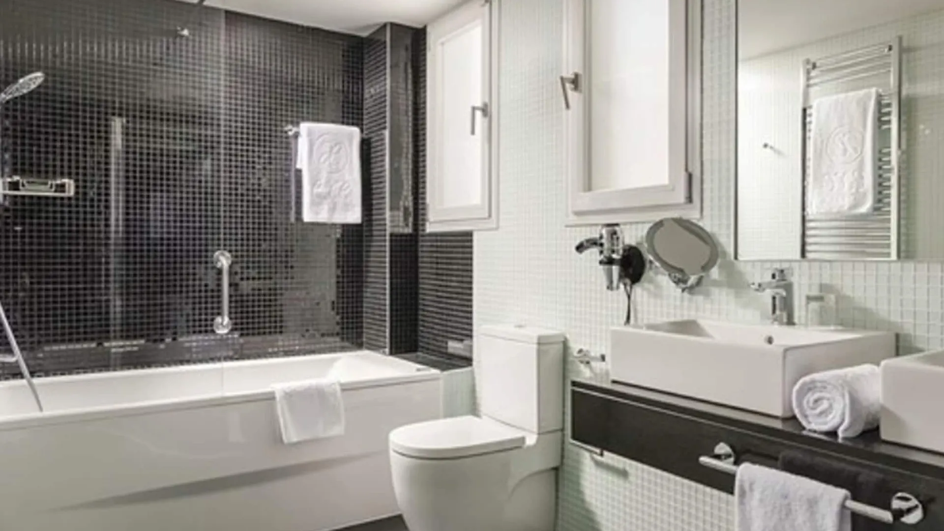 Exe Plaza Catalunya Hotel Barcelona 4*,  Spain